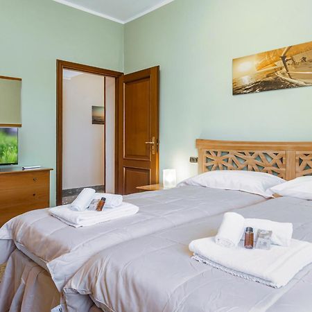 Sailing Ships Cozy Flat X5 With Balcony Apartment Специя Екстериор снимка